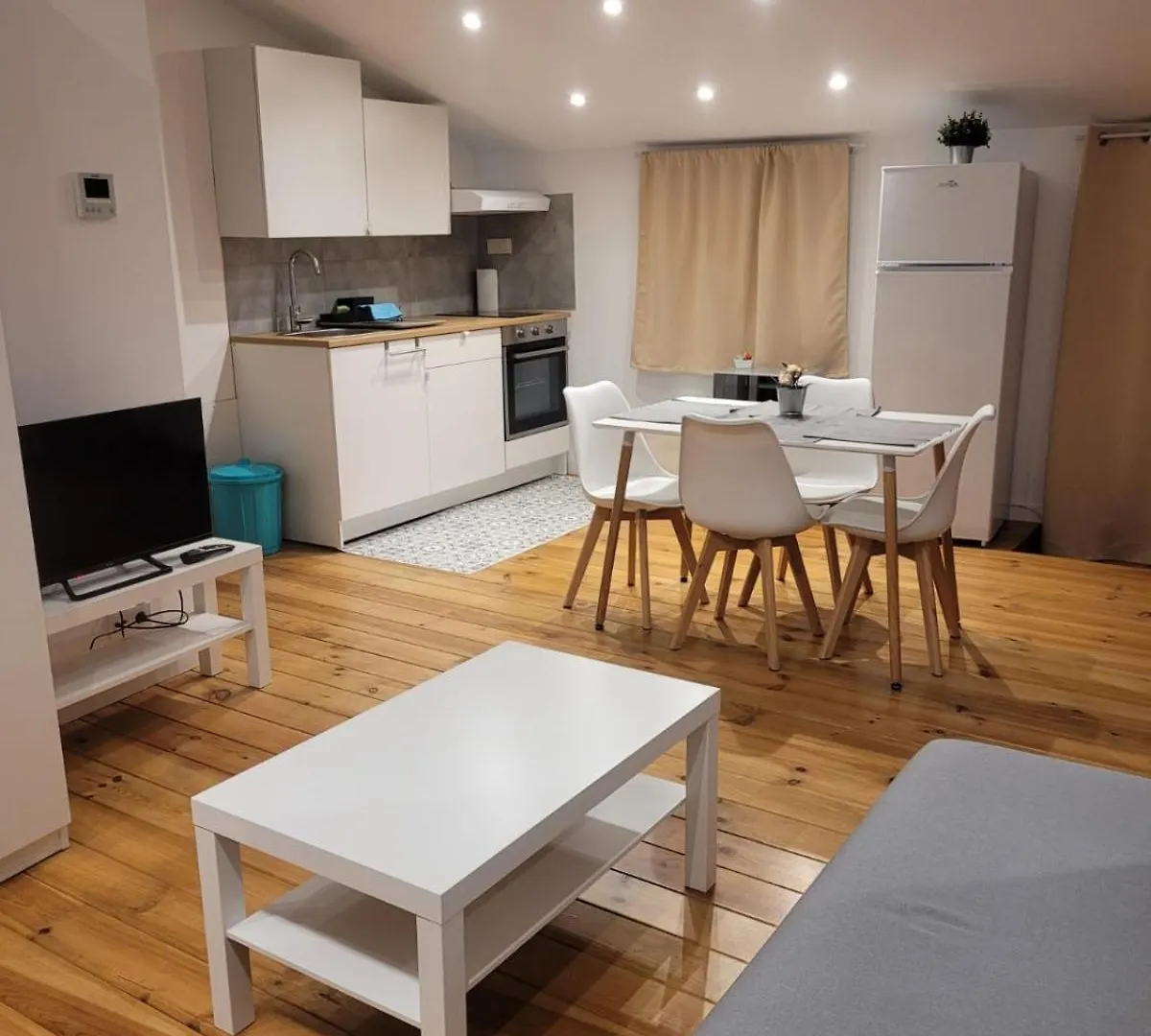Cal 2 De Maig Daire Vilafranca del Penedès